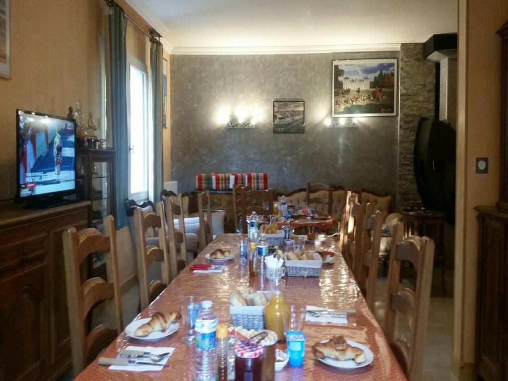 Chailles  Chambres D'Hotes Du Plessis מראה חיצוני תמונה