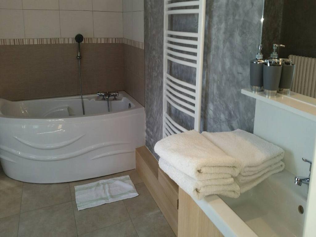 Chailles  Chambres D'Hotes Du Plessis מראה חיצוני תמונה