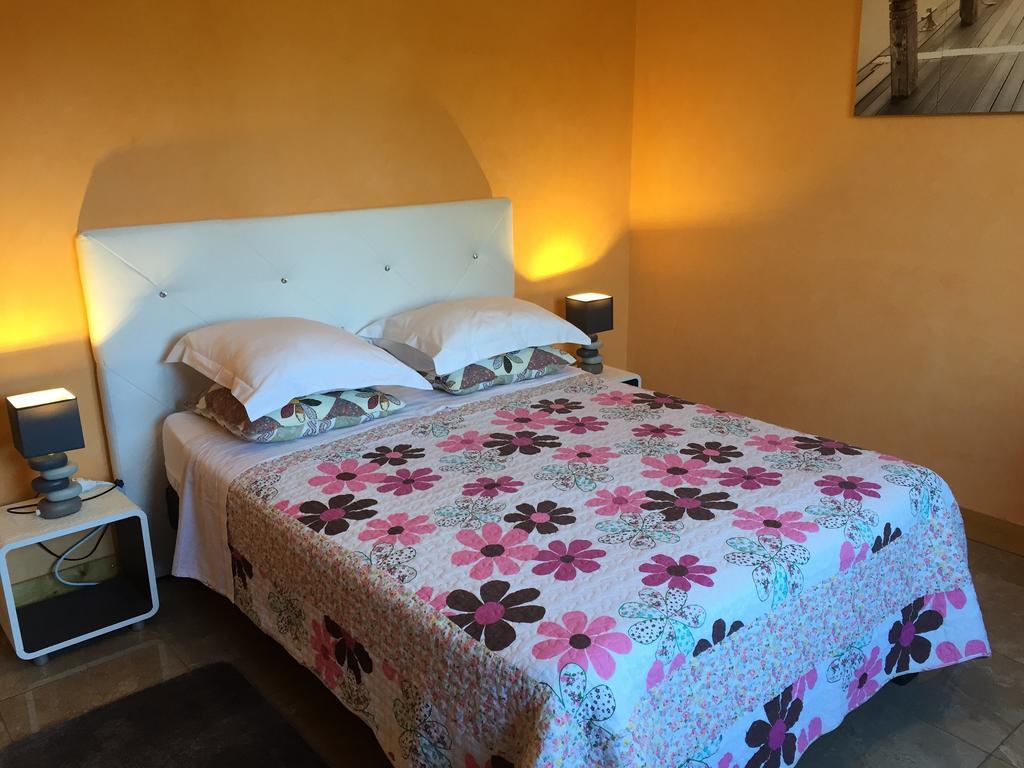 Chailles  Chambres D'Hotes Du Plessis מראה חיצוני תמונה